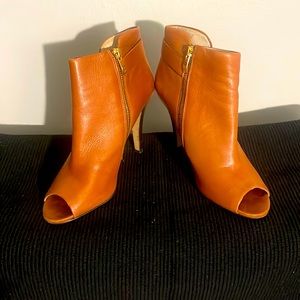 Peep toe Ankle Boots